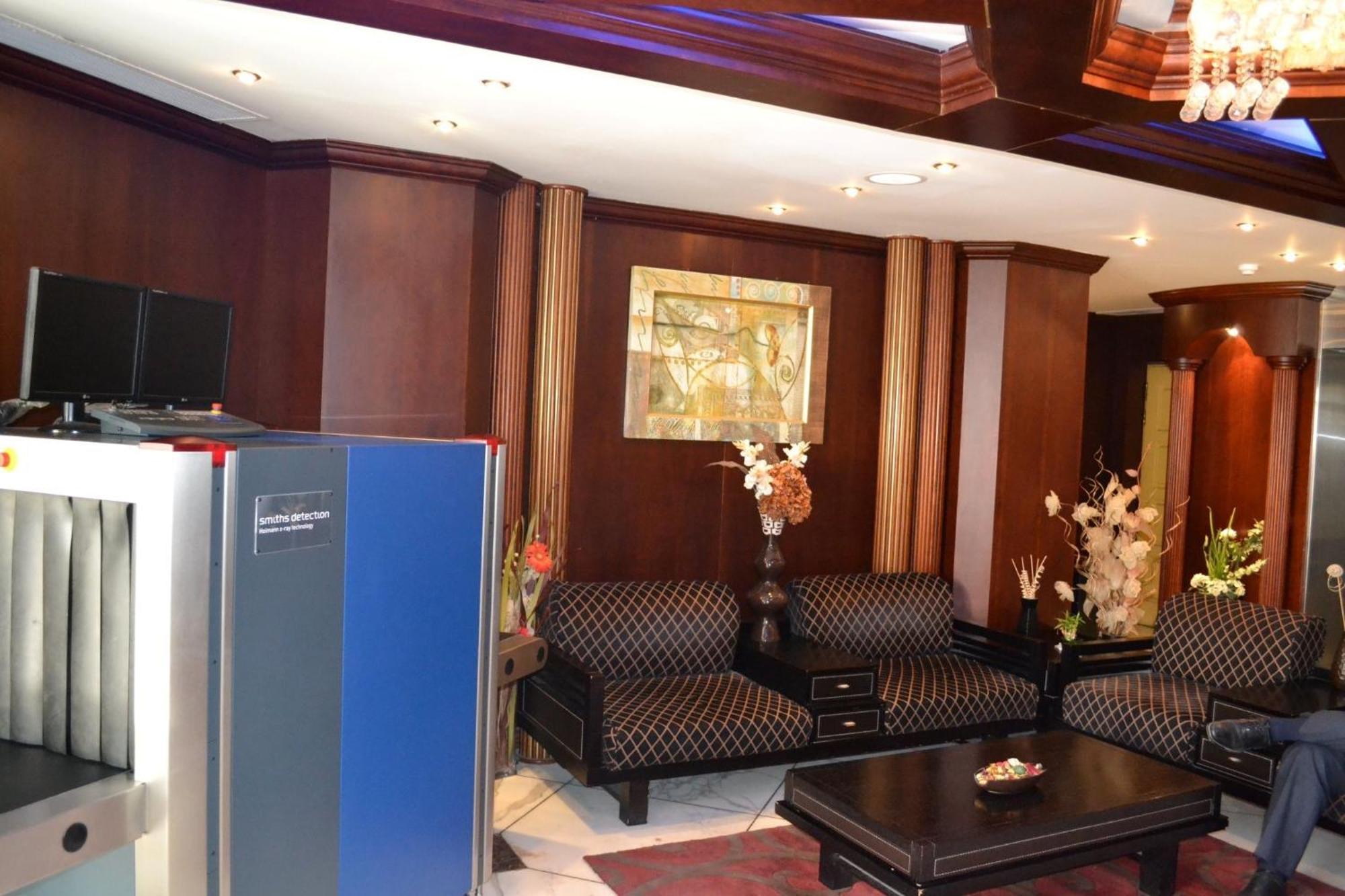 Abu Dhabi Plaza Hotel Apartments Exterior foto